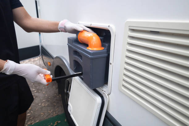 Best Construction site porta potty rental  in Geneva, AL